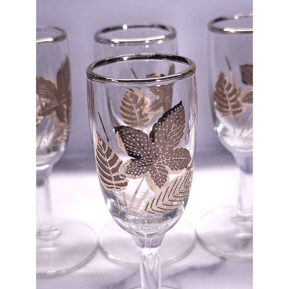 Set Of 6 Vintage Mid-Century Modern Gold Leaf Pattern Cordial Glasses - Picture 4 of 14